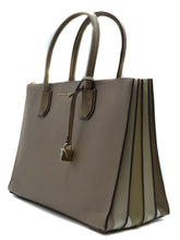 Load image into Gallery viewer, MICHAEL KORS LEATHER TOTE BAG
